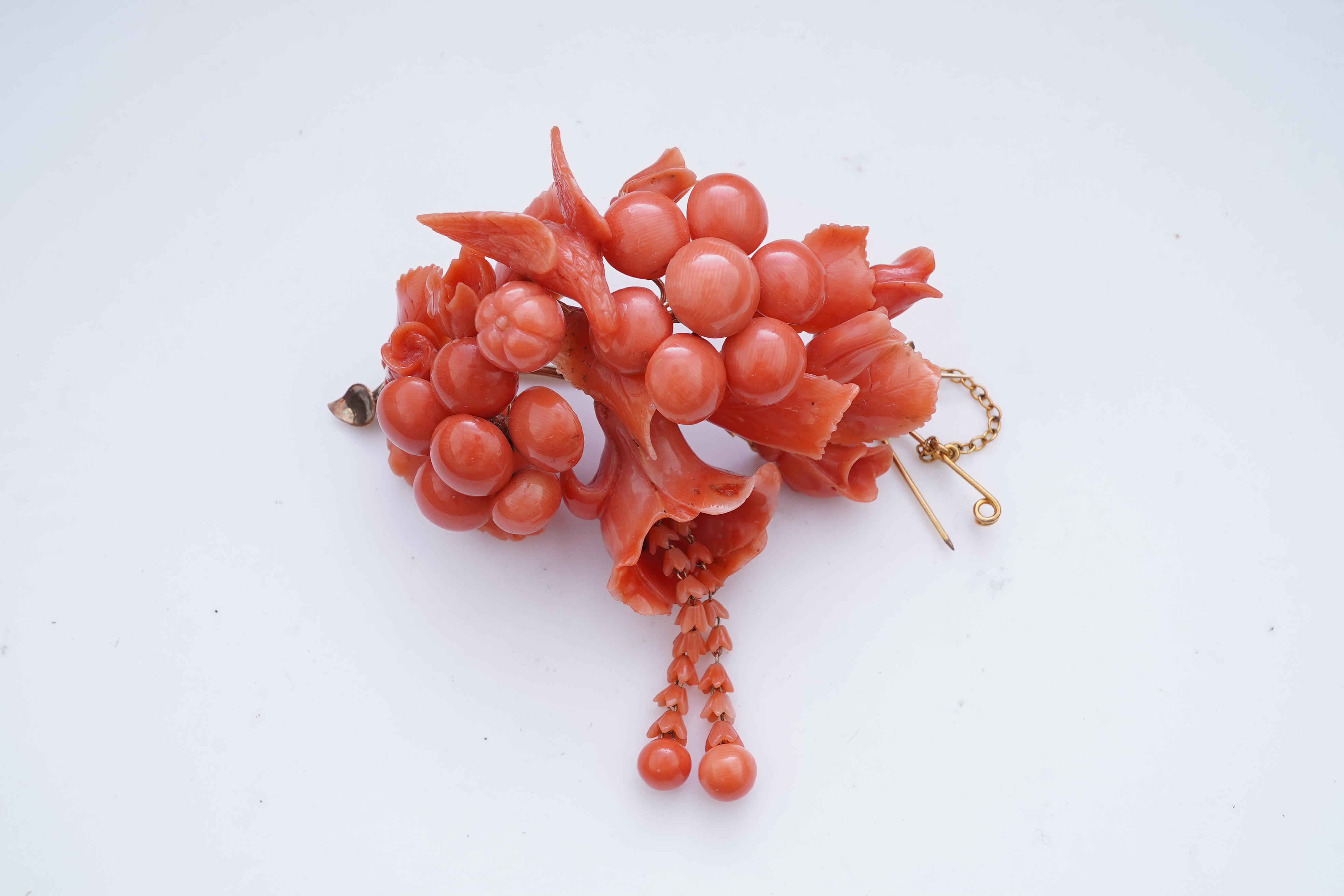 A rare coral brooch, Italy, mid 19th century